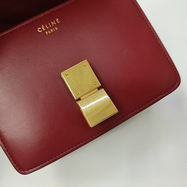 CLASSIC BOX Mini Calfskin Red