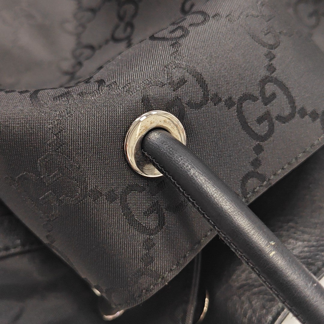 Monogram Canvas Black