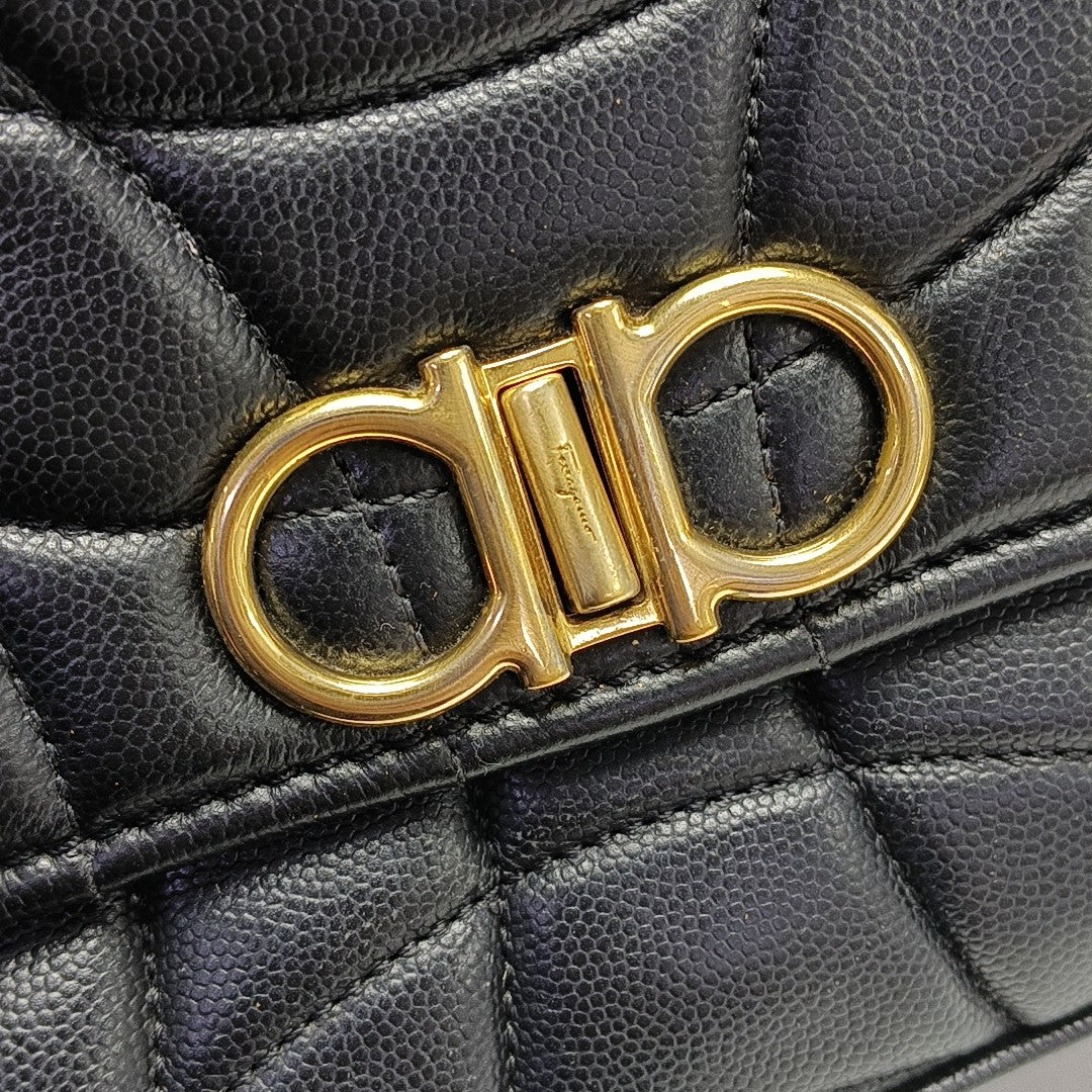 Gancini Small Calfskin Black