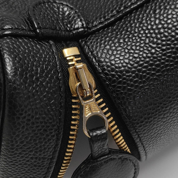 VINTAGE COSMETIC BAGS Grained Calfskin Black