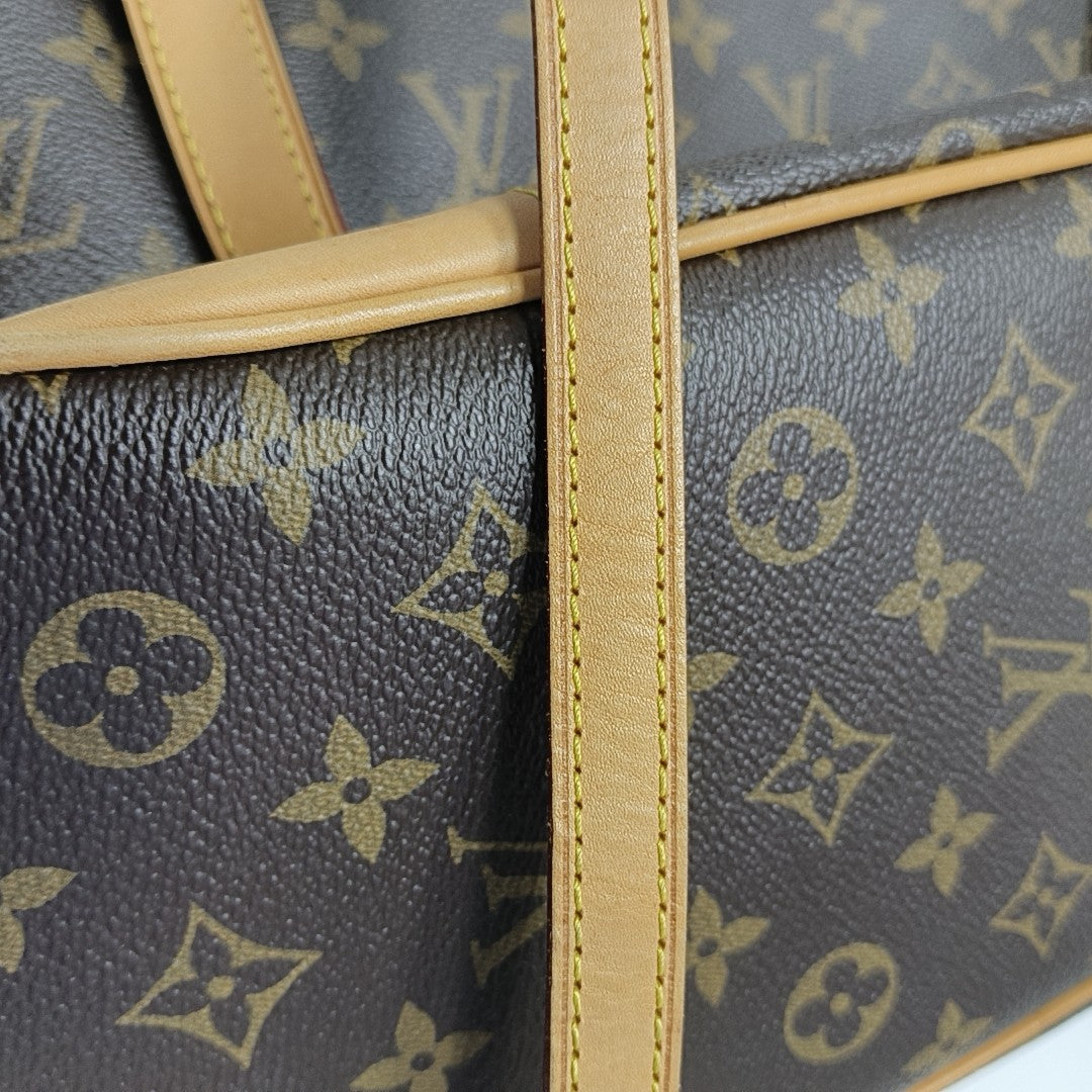 ESTRELA MM Monogram Coated Canvas Brown