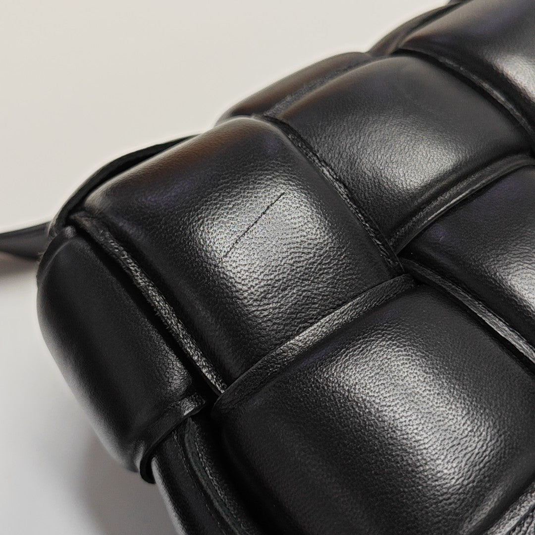 Cassette Medium Lambskin Black