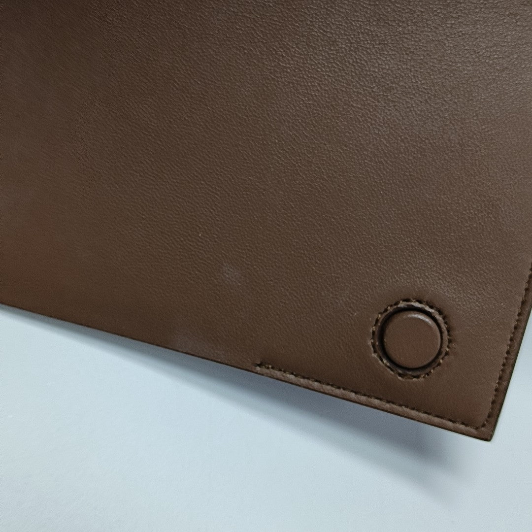 Grace Small Calfskin Brown