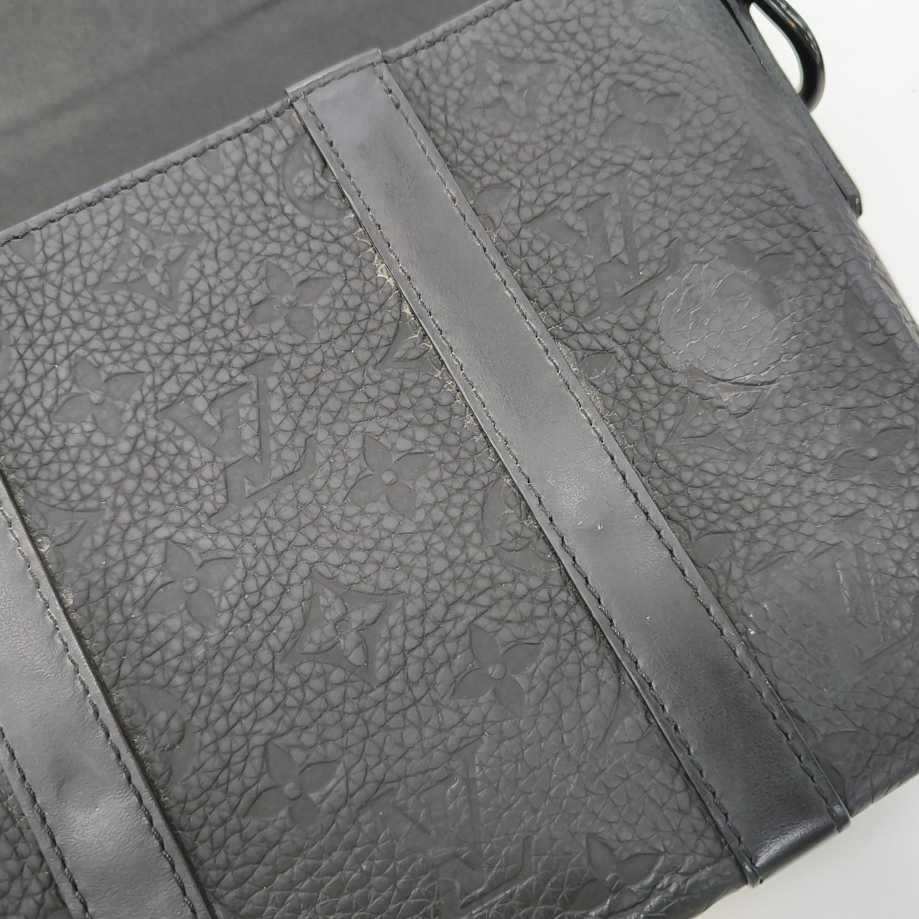 TRUNK PM Calfskin Black
