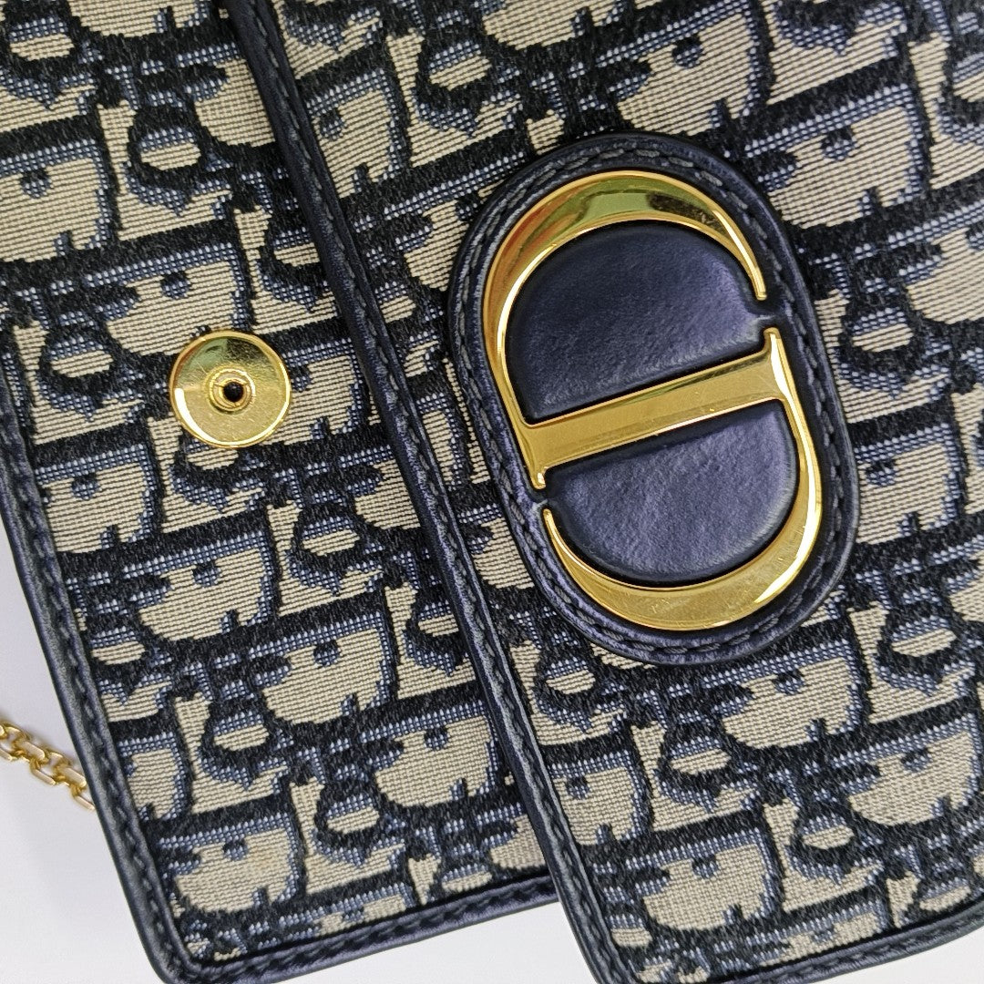 30 Montaigne Mini Oblique Canvas Blue
