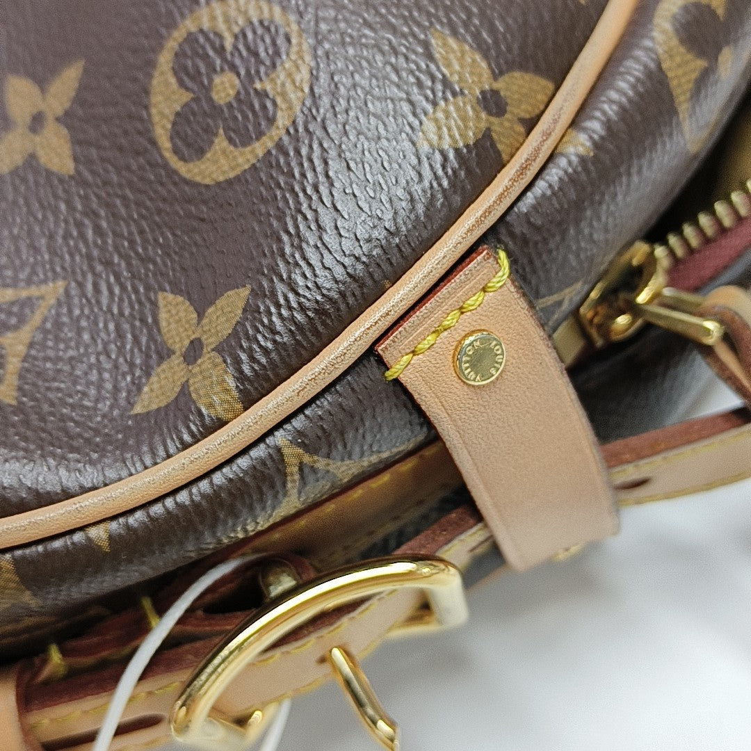 BOITE CHAPEAU MM Monogram Coated Canvas Brown