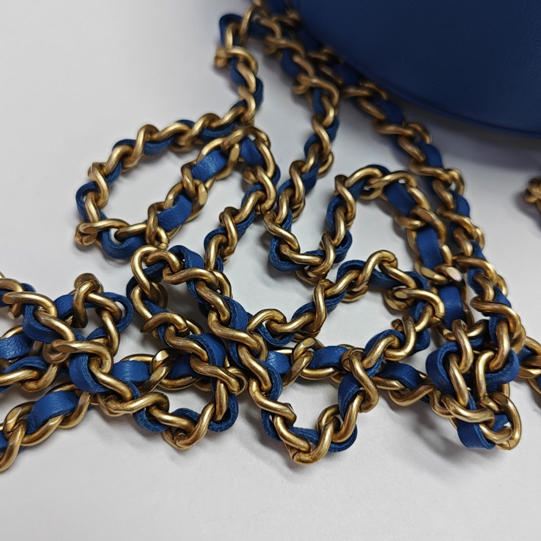 ROUND Mini Quilted Lambskin Blue