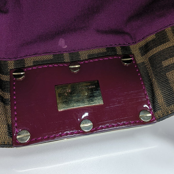 Mia Canvas Brown