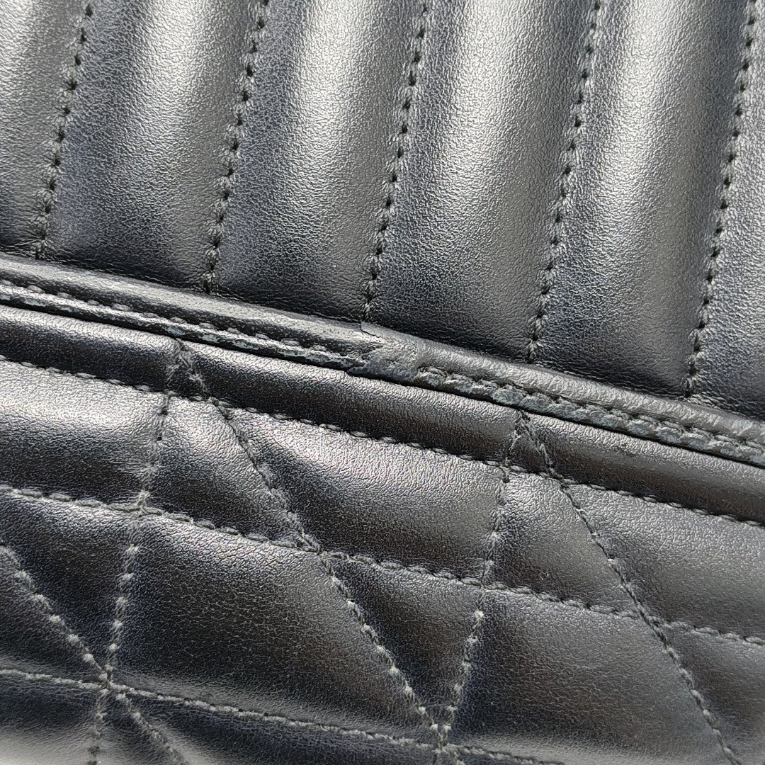 GG Marmont Small Quilted Calfskin Black