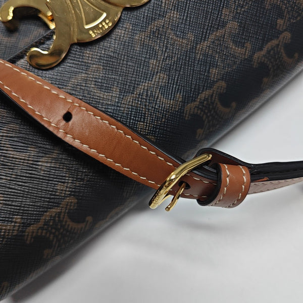 TRIOMPHE Small Coated Canvas Brown
