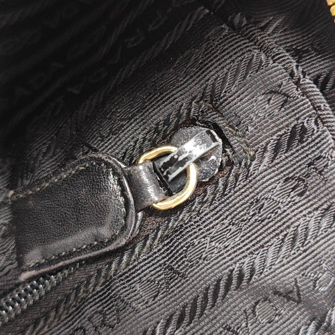 Calfskin Shoulder Bag Black