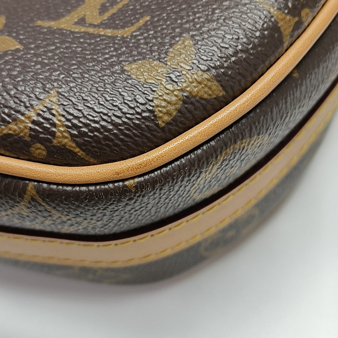 BOITE CHAPEAU PM Monogram Coated Canvas Brown