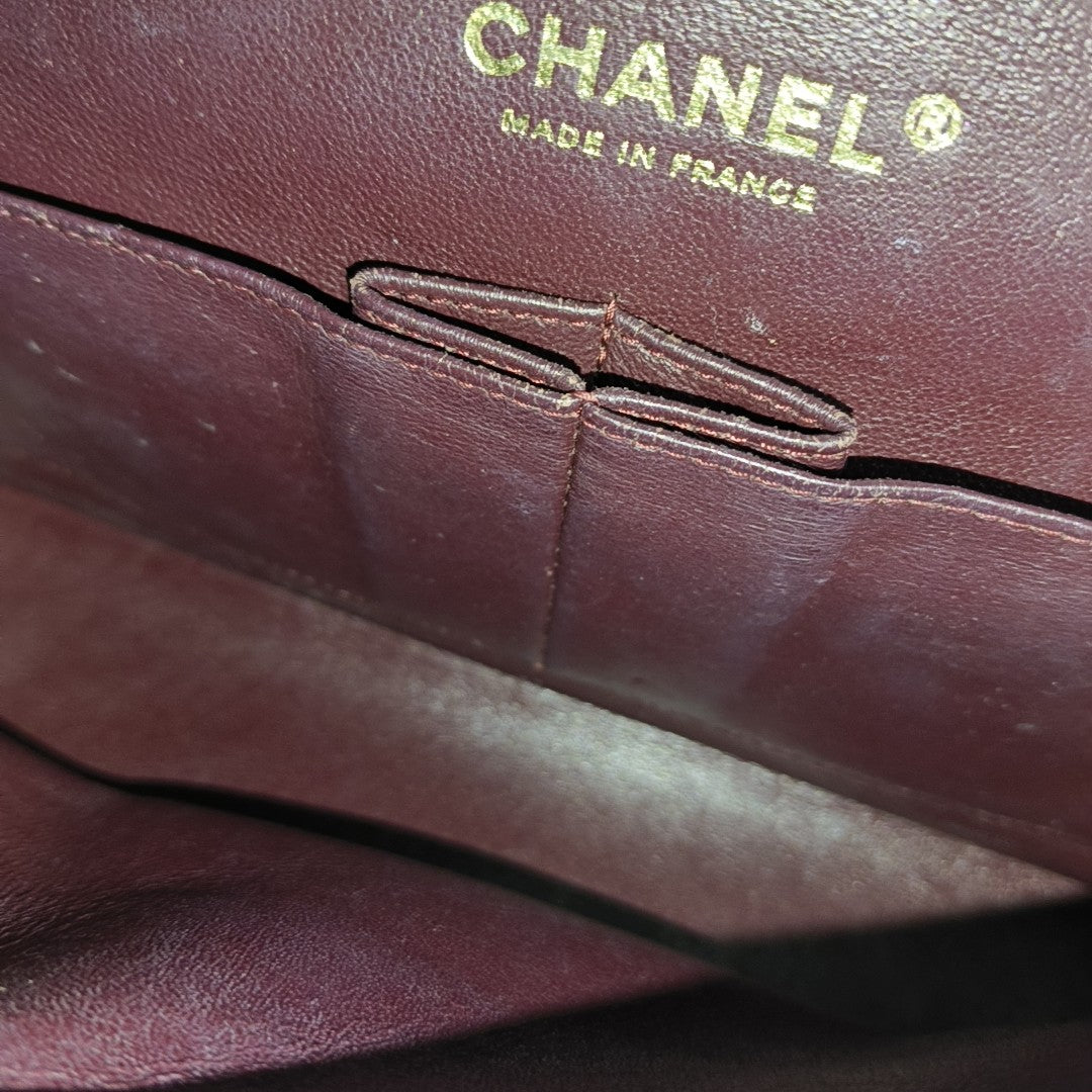 CLASSIC FLAP Medium Quilted Grained Calfskin Black