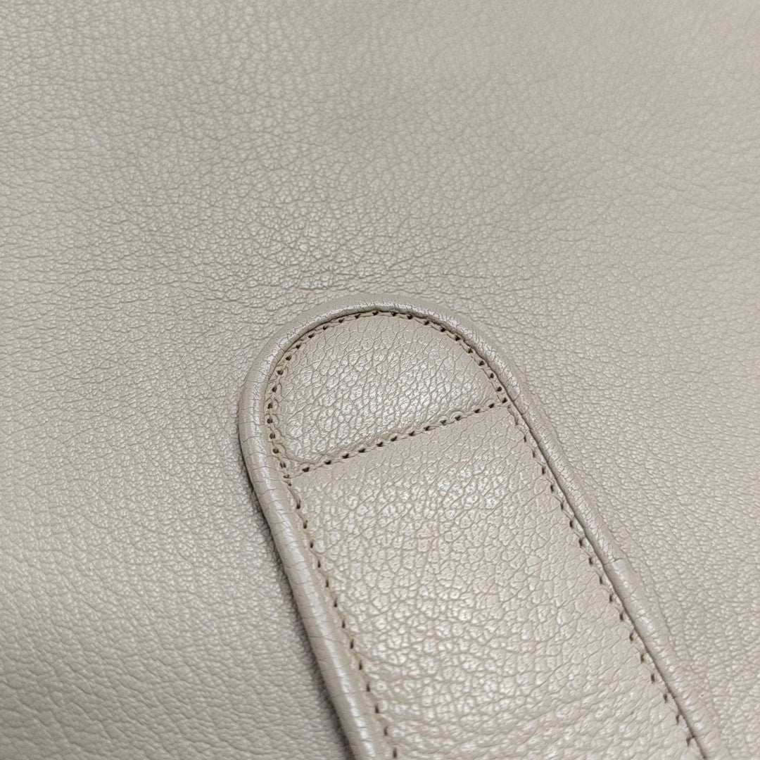 Aphrodite Calfskin Beige