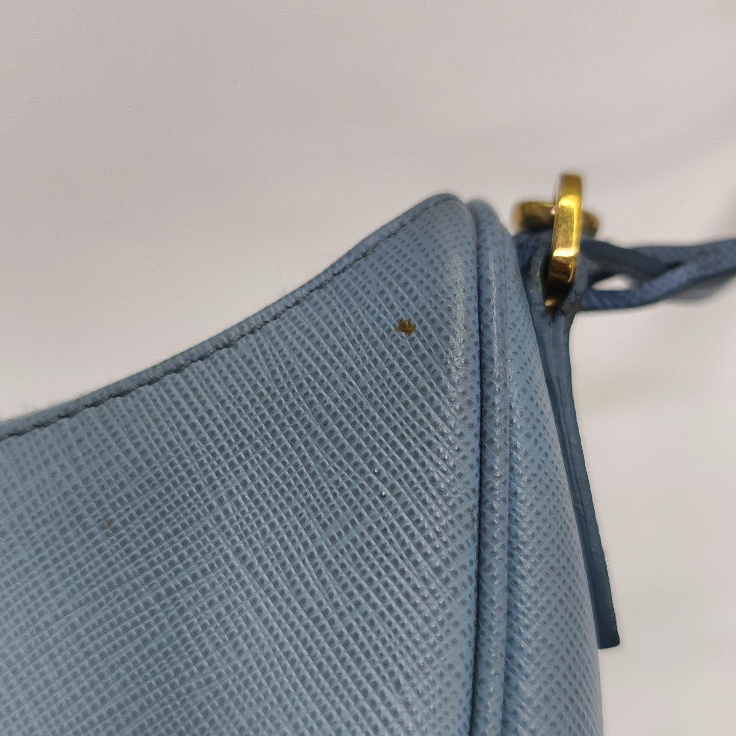 Re-Edition2005 Saffiano Calfskin Blue