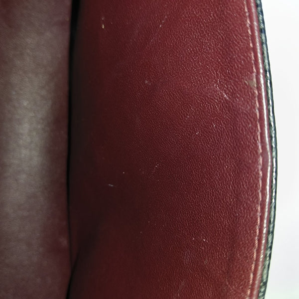 CLASSIC FLAP Medium Quilted Grained Calfskin Black