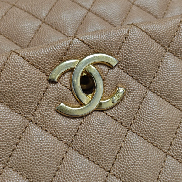 COCO HANDLE Medium Quilted Grained Calfskin Beige