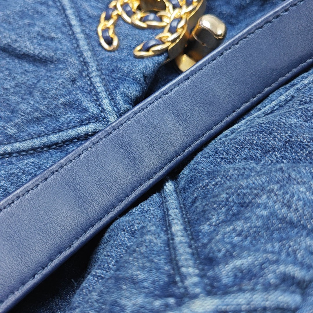 CHANEL 19 Large Quilted Denim Blue