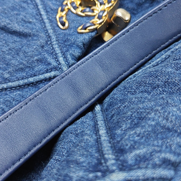 CHANEL 19 Large Quilted Denim Blue
