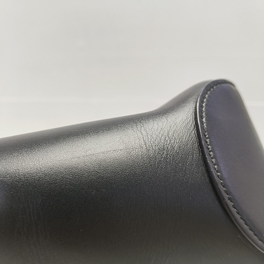 Calfskin Extra Large Black