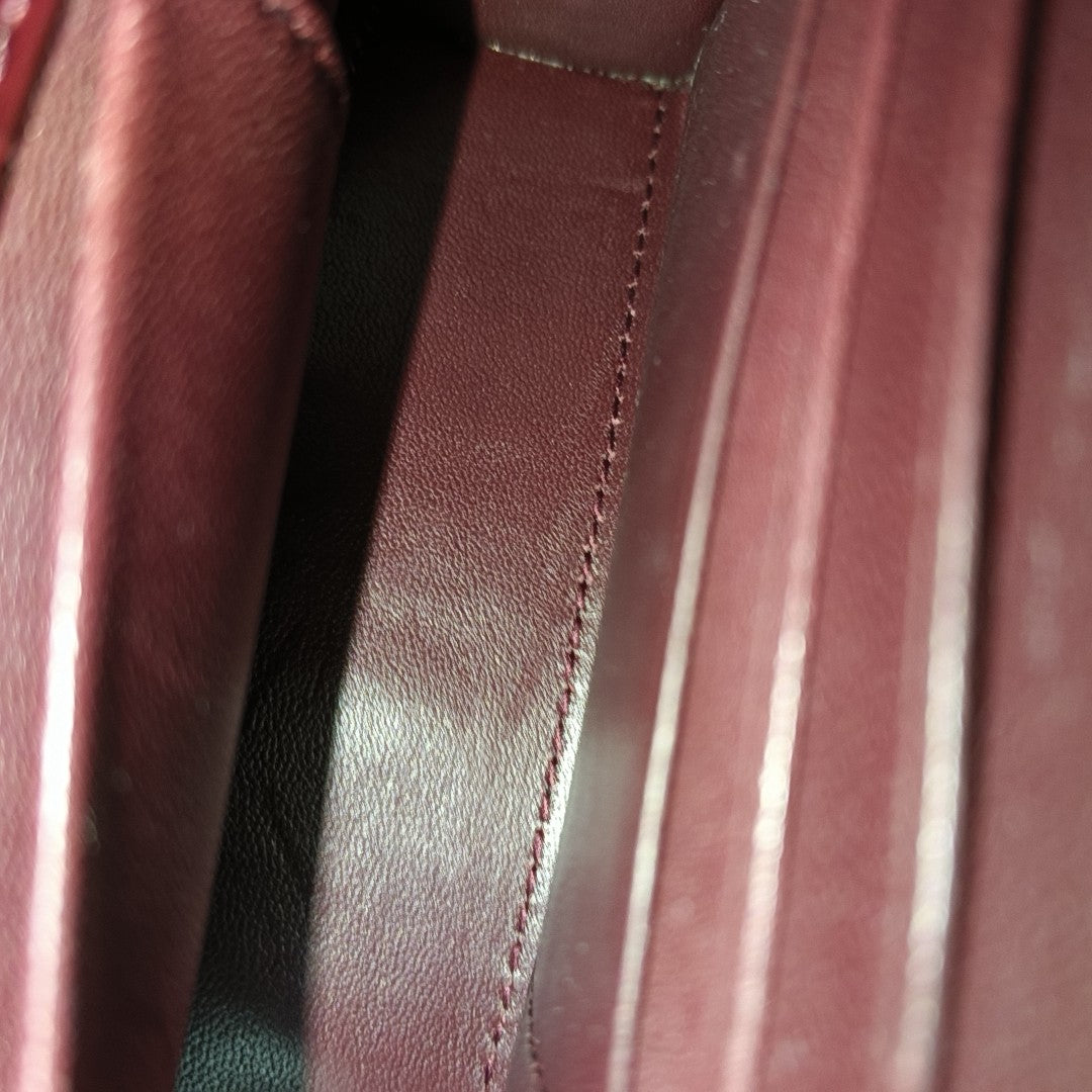 Hourglass Wallet On Chain Mini Calfskin Red