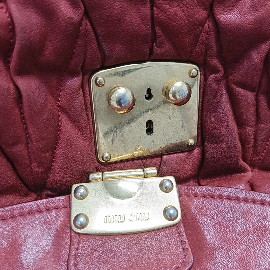 Miu Coffer Quilted Lambskin Red