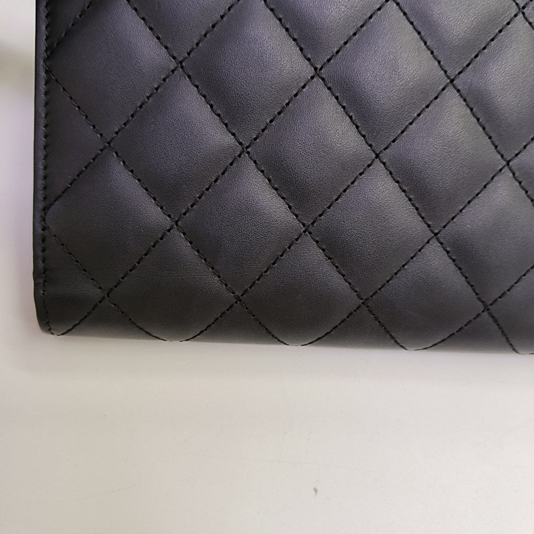Authenticated pre-owned  CAMBON Quilted Calfskin Black - Clutch at Looply