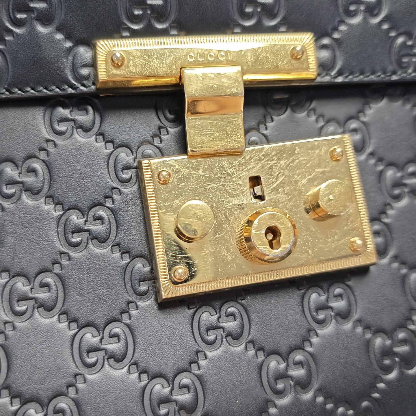 Padlock Small Calfskin Black