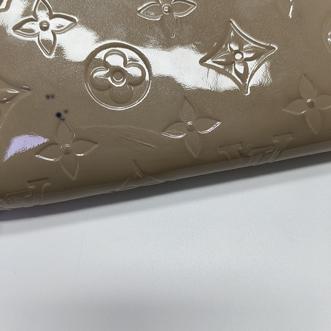ZIPPY Monogram Patent Leather Gray Wallet
