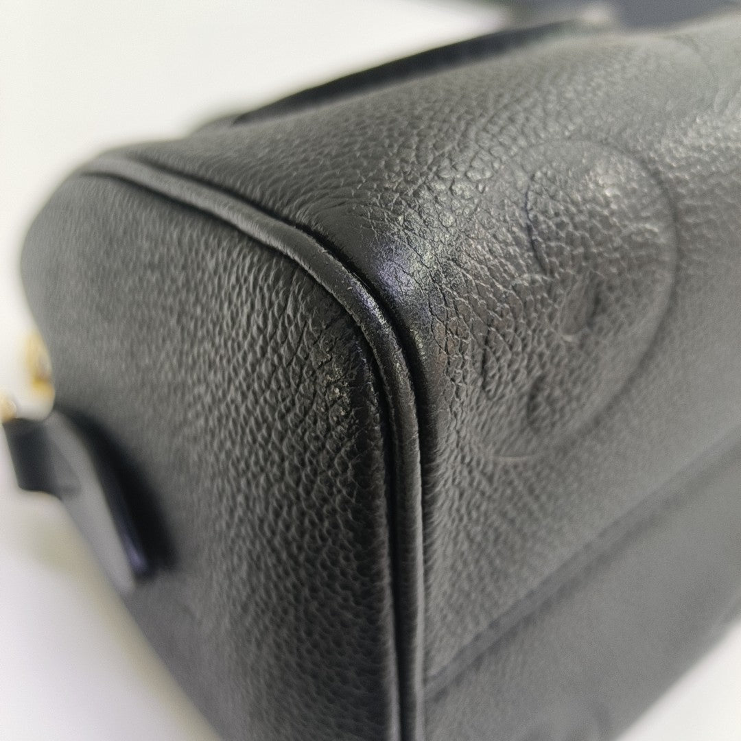 SPEEDY 20 Monogram Calfskin Black