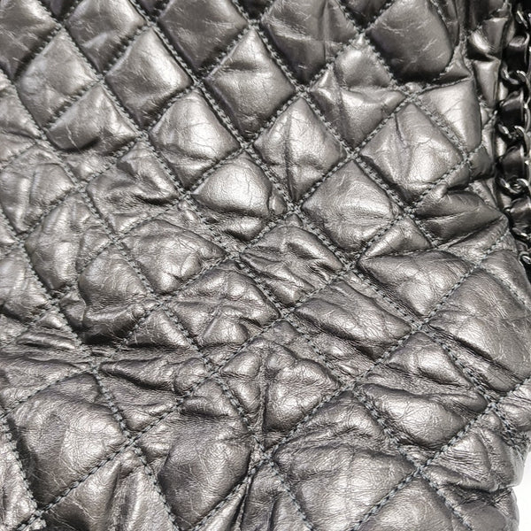 CHAIN ME Quilted Calfskin Gray