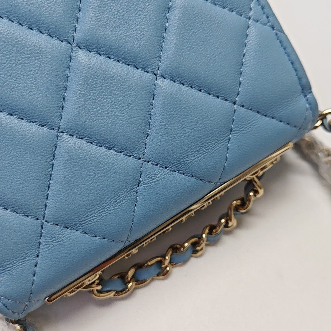 TRENDY CC Quilted Lambskin Blue