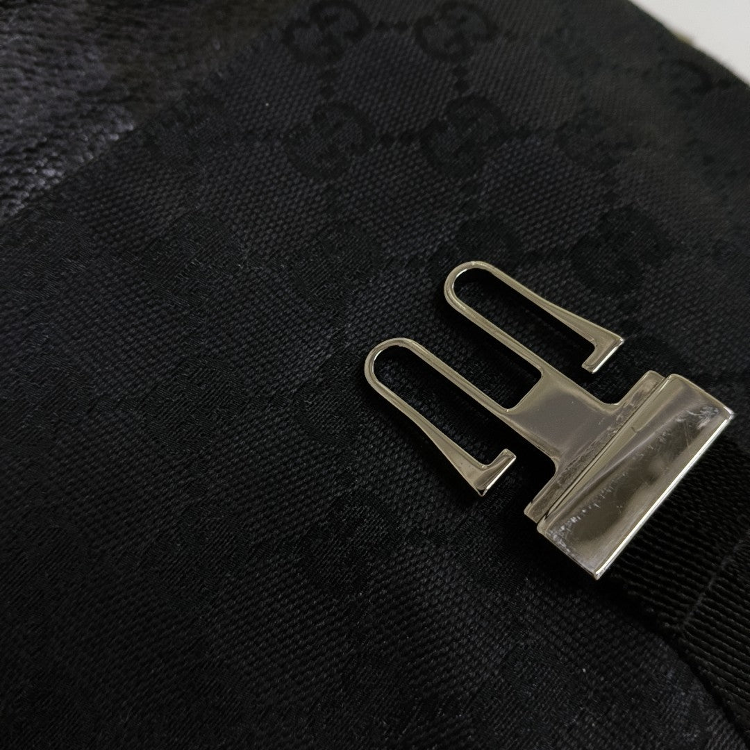 Monogram Canvas Black