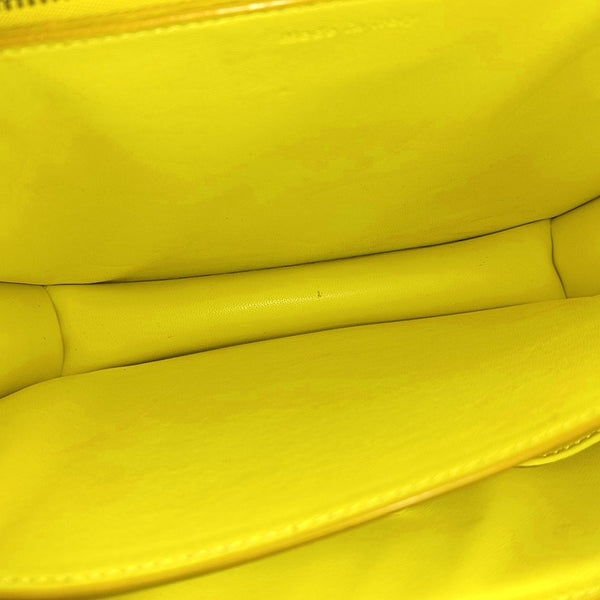 CLASSIC BOX Calfskin Yellow