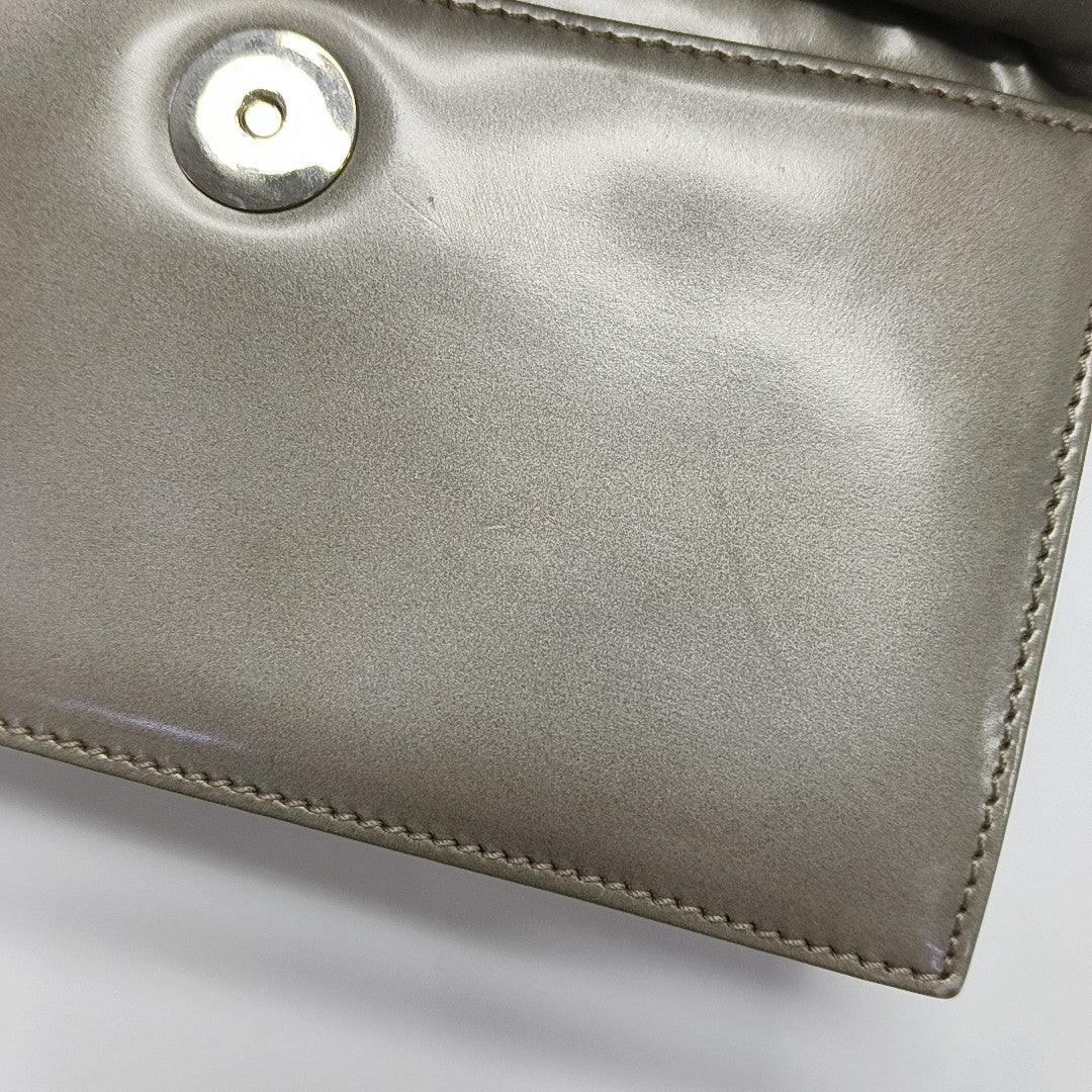 Patent Leather Gray