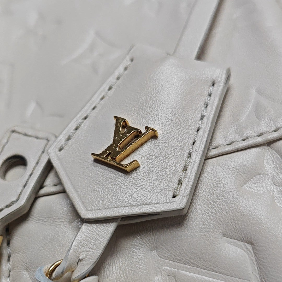 VANITY PM Monogram Lambskin White
