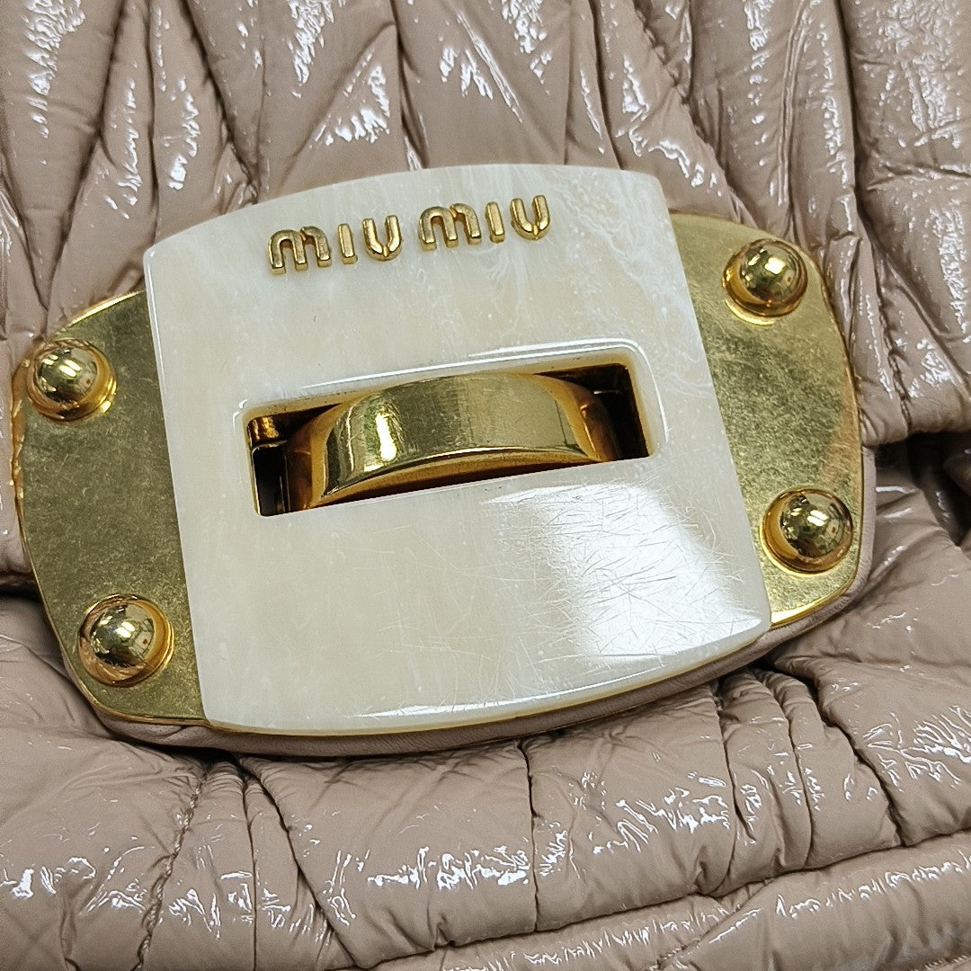 Quilted Lambskin Shoulder Bag Pink