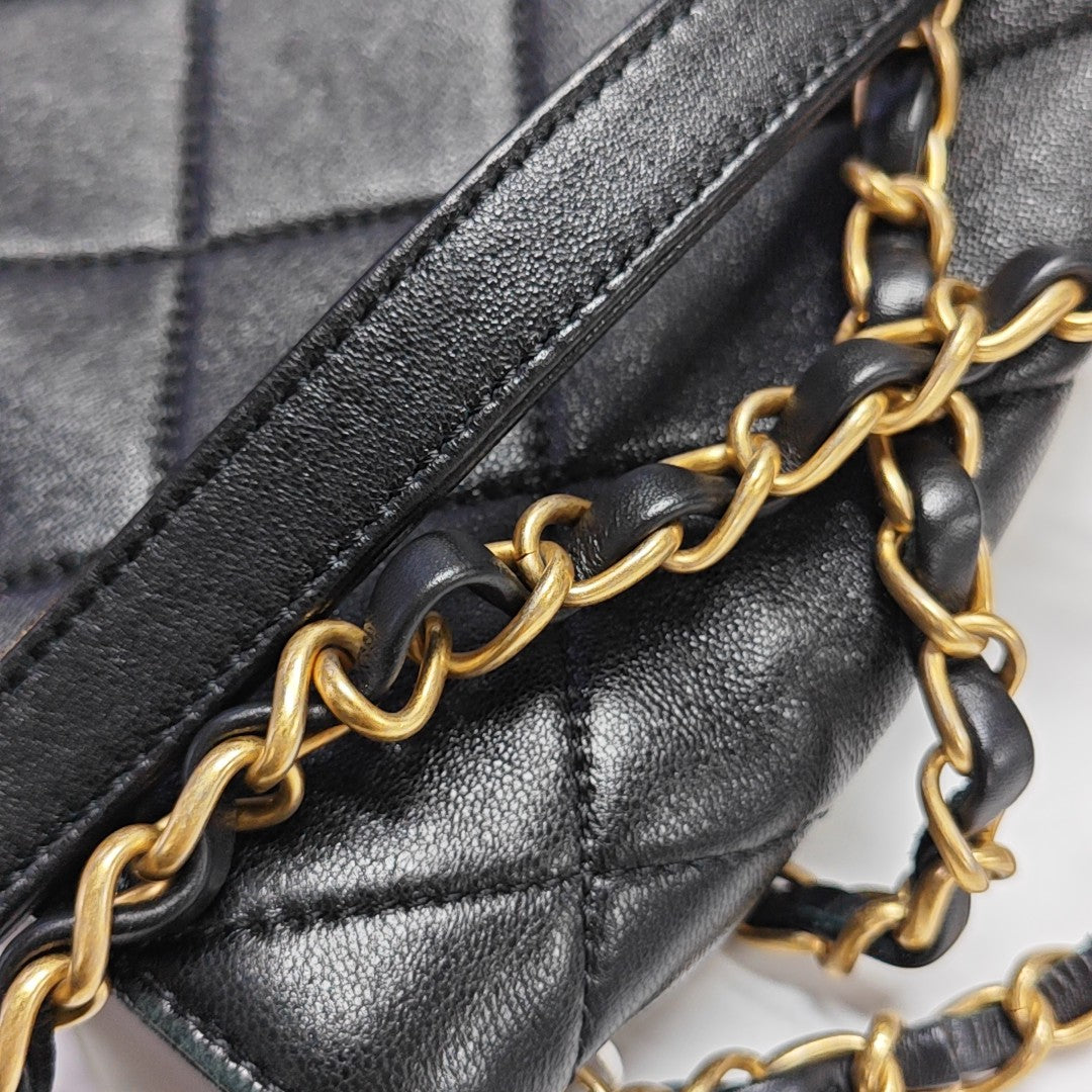 COCO LOVE Quilted Lambskin Black