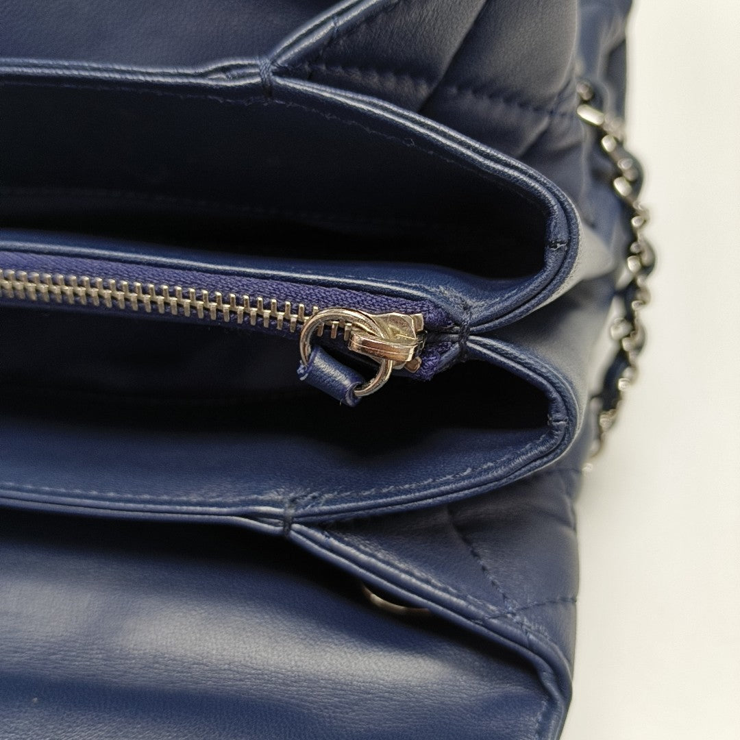 Quilted Lambskin Shoulder Bag Blue