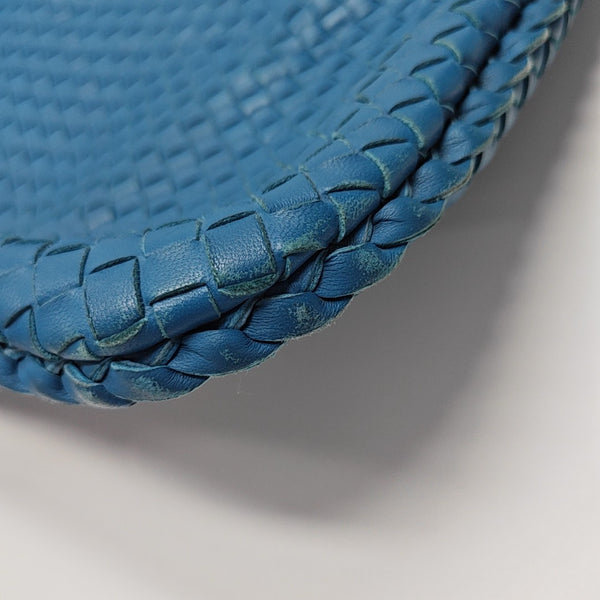 Veneta Large Calfskin Blue