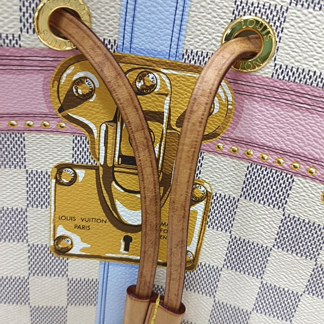 Authenticated pre-owned  NÉONOÉ Monogram Coated Canvas Multicolor - Shoulder Bag at Looply