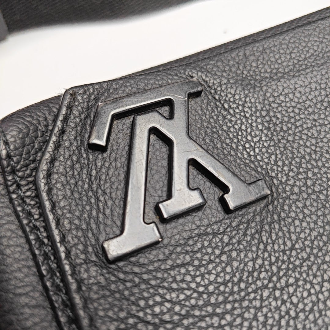 Calfskin Belt Bag Black
