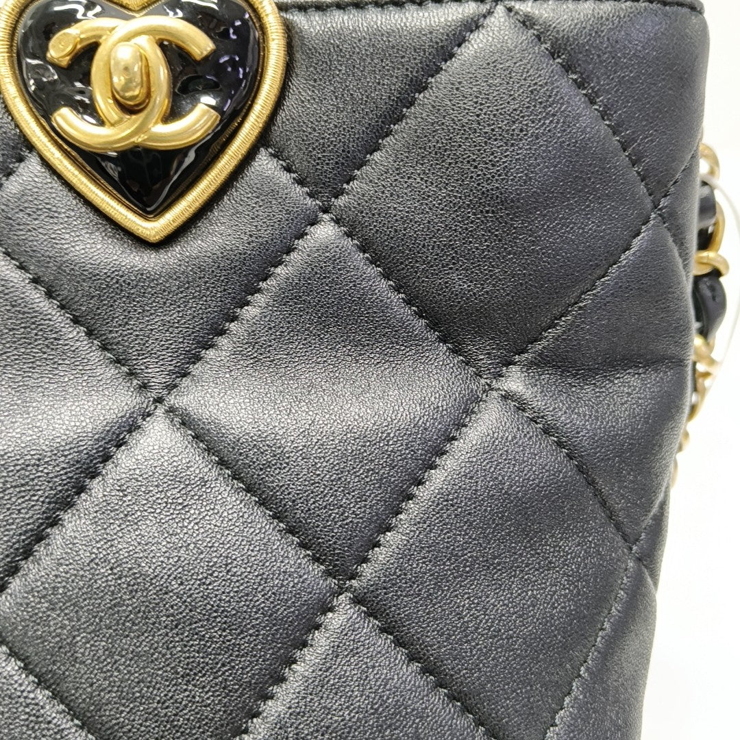 COCO LOVE Quilted Lambskin Black