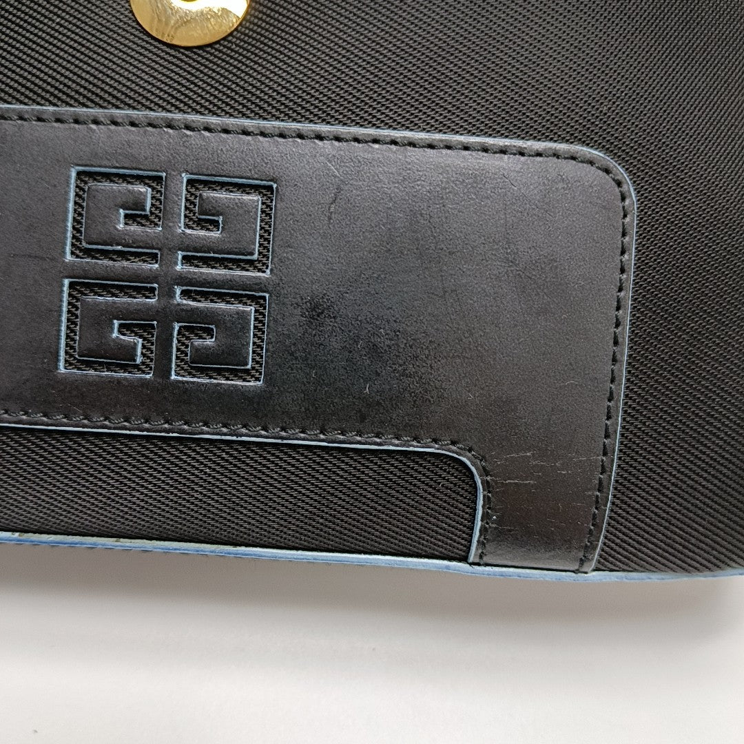 Canvas Black