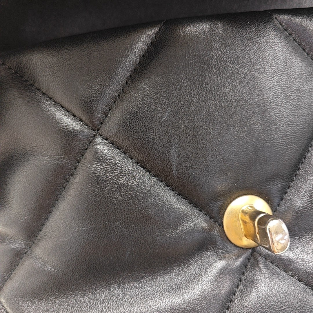 CHANEL 19 Small Quilted Lambskin Black