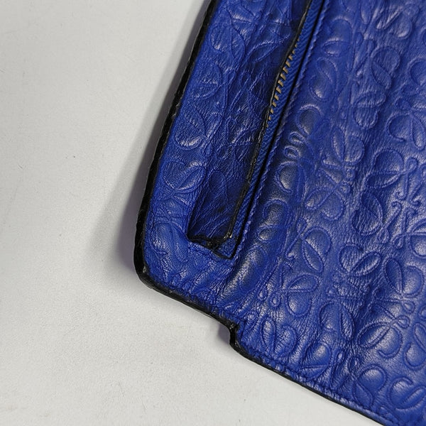 T Pouch Calfskin Blue