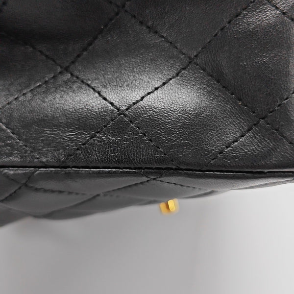CLASSIC FLAP Small Quilted Lambskin Black