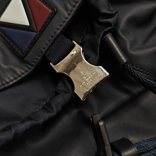 V LINE Calfskin Multicolor