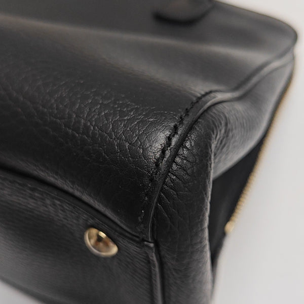 Swing Calfskin Black