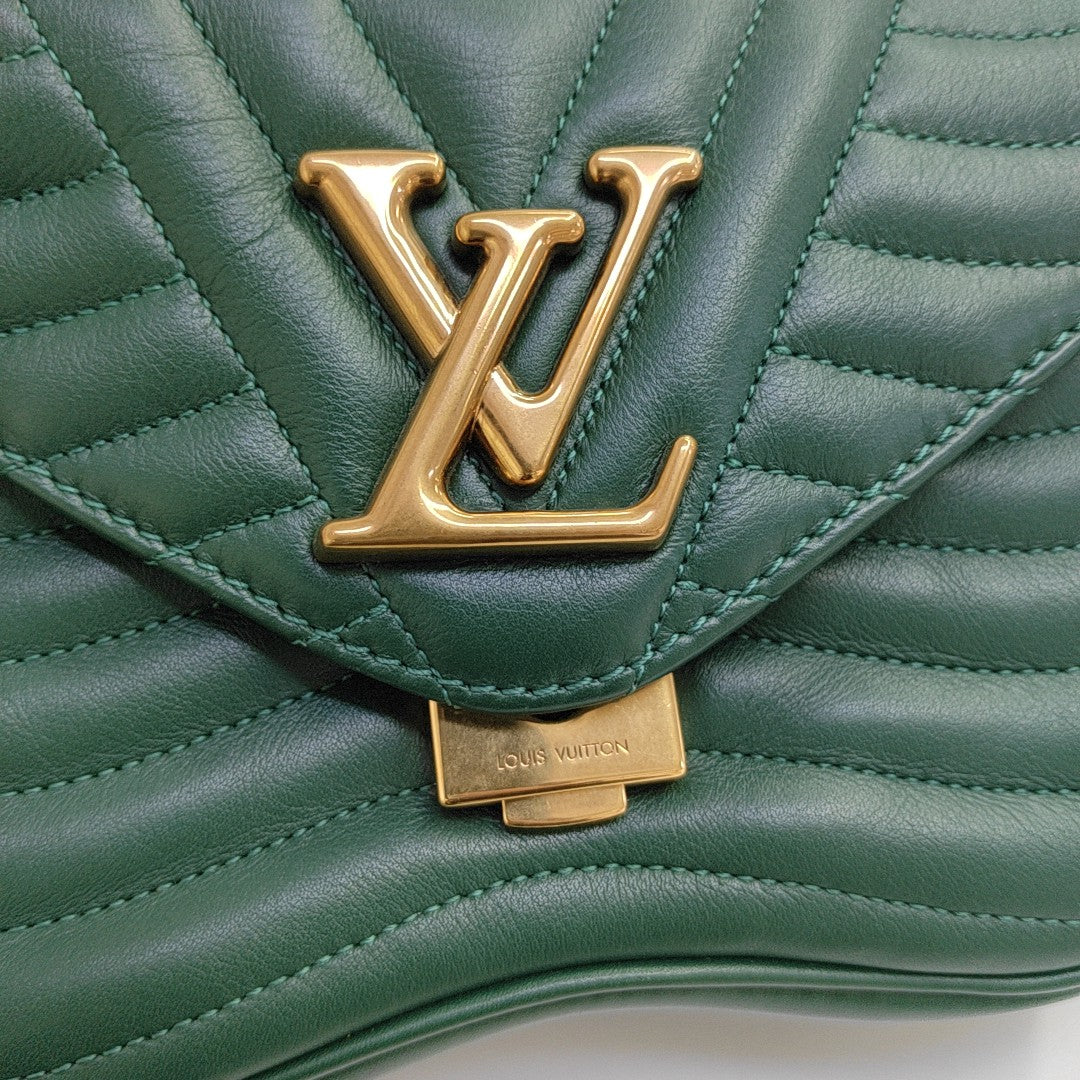 NEW WAVE PM Quilted Calfskin Green